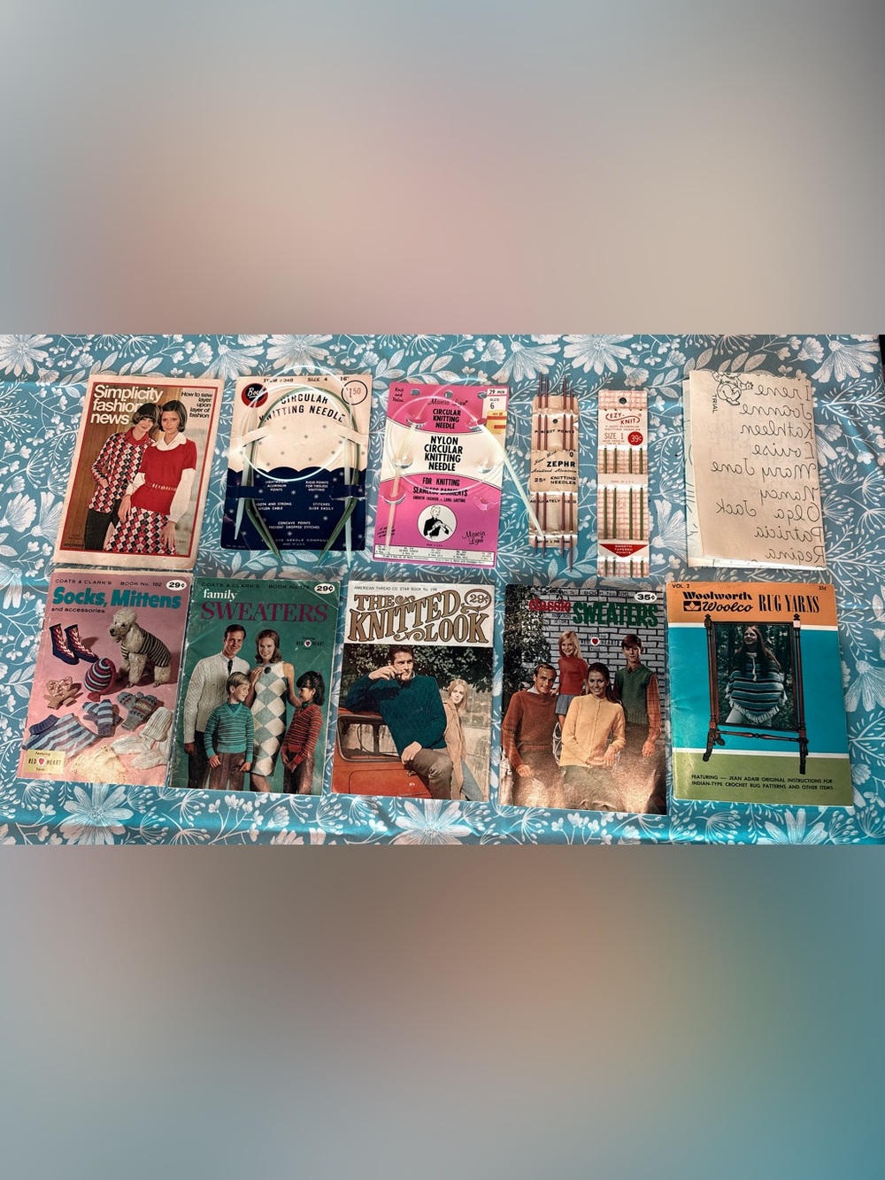 Vintage Knitting/Sweater/Socks/Books & Sets of Knitting Needles